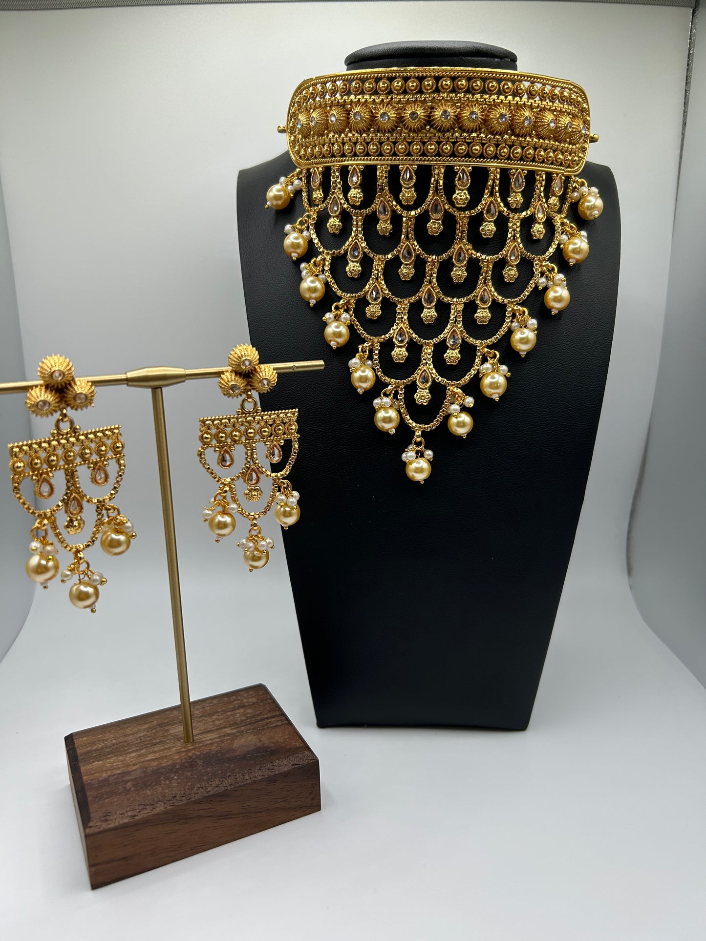 Necklace set