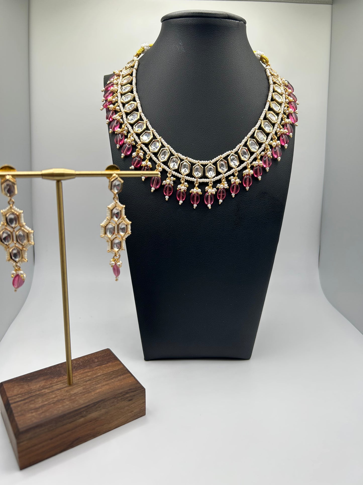 Kundan necklace