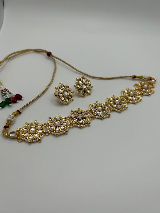 Choker necklace