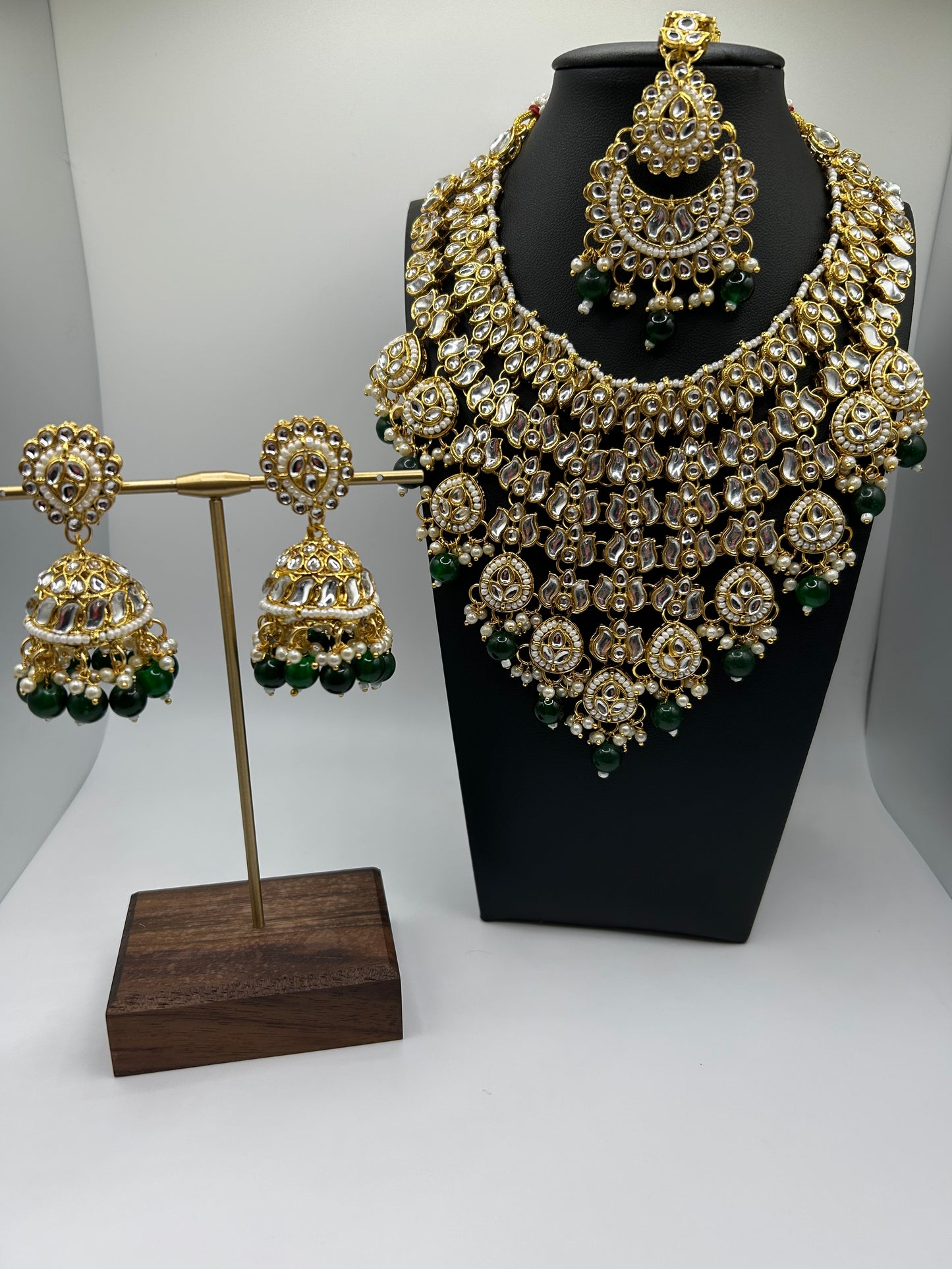 Necklace set