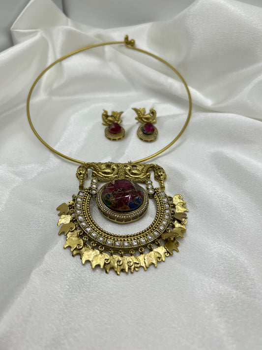 Hasli necklace