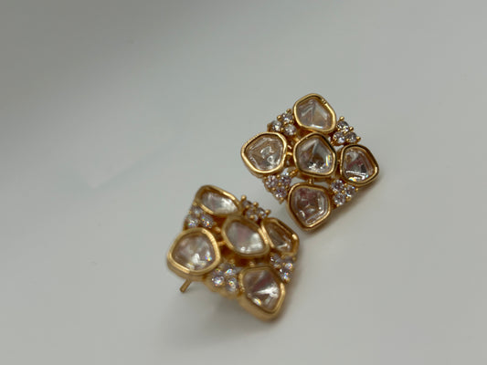 Kundan studs