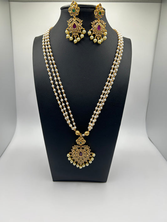 Pendant necklace