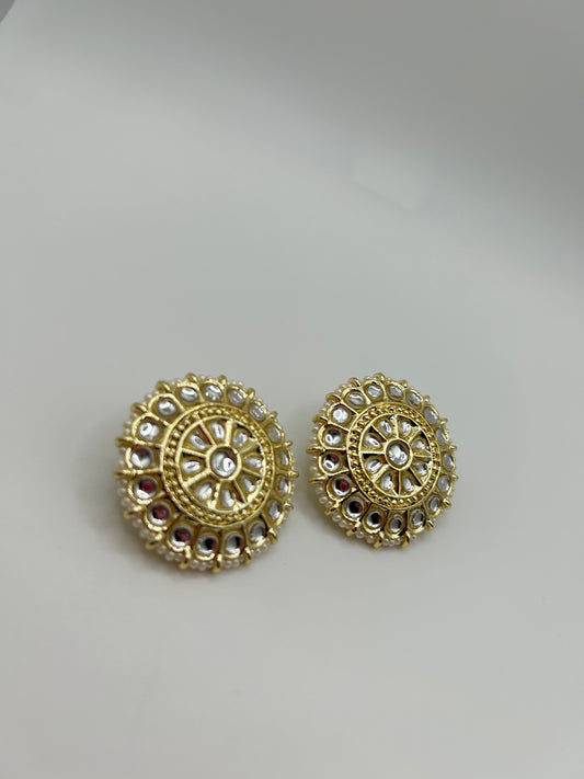 Kundan studs