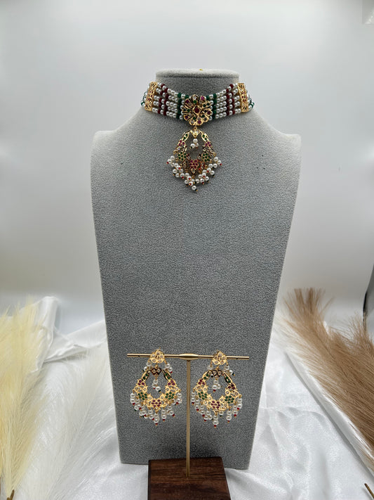 Jadau necklace