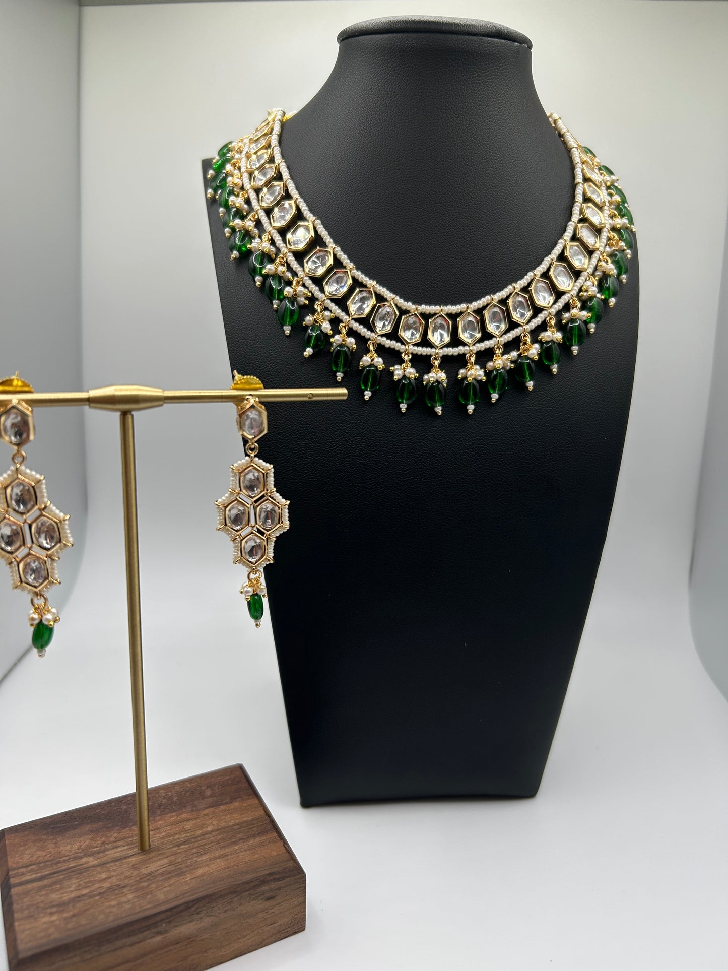 Kundan necklace