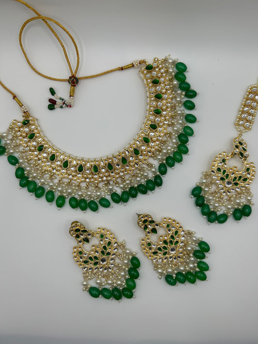 Necklace set
