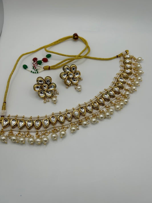 Kundan necklace