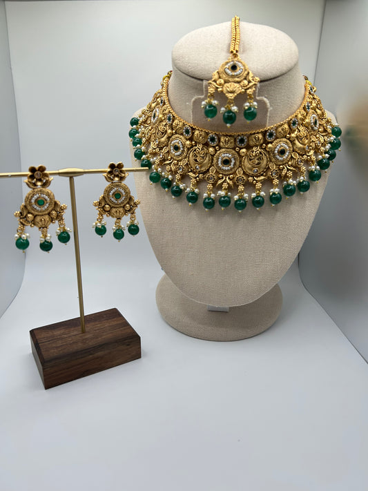 Necklace set